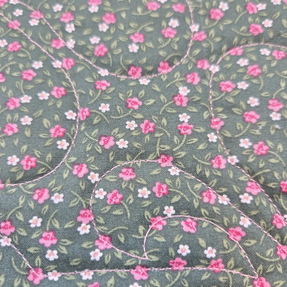 Vintage 2005 Pink/Green Square Handmade Patchwork Diamond Pattern Quilt NEW